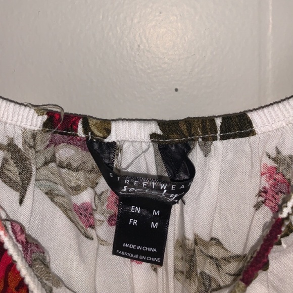 Women’s Floral Romper - Picture 3 of 3